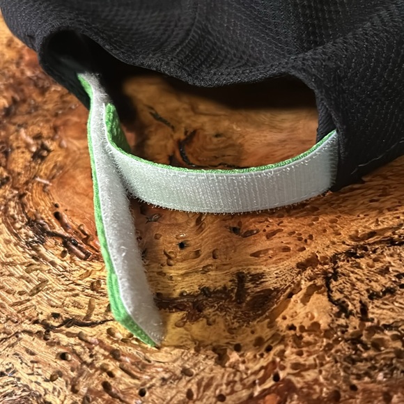 NASCAR Interstate Batteries Cap Men’s 18 Joe Gibbs Racing Sprint Cup Series 2016 - Picture 10 of 10